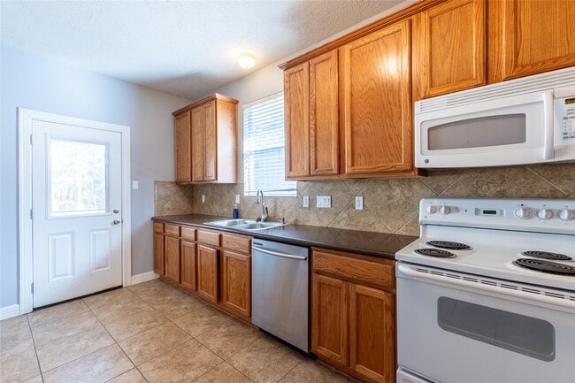 Building Photo - 11510 Alcott Dr