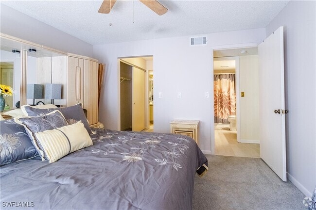 Building Photo - 9540 Green Cypress Ln Unit 22 Rental