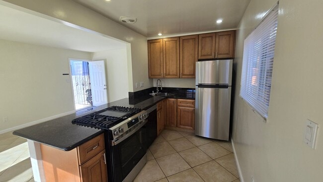 Photo - 2341-2343 Grand Ave Unit 2343