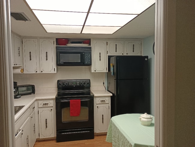 Photo - 865 Virginia Ct Unit 201
