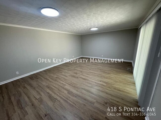 418 S Pontiac Ave
