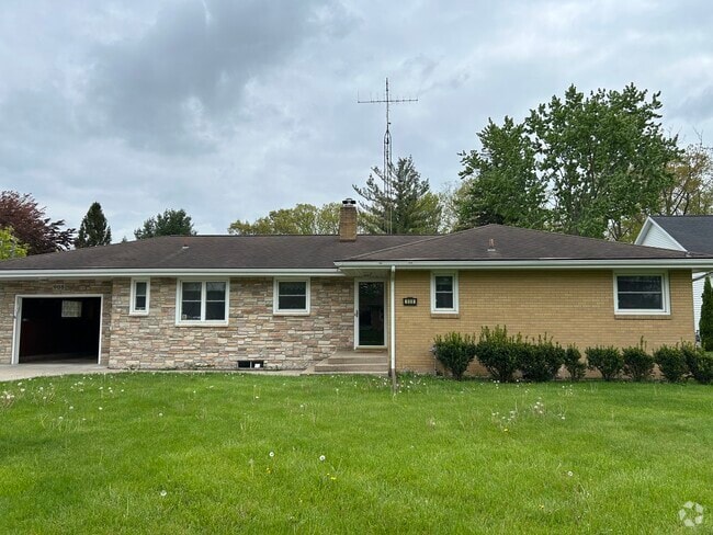 Building Photo - 908 Saint Joseph Dr Rental