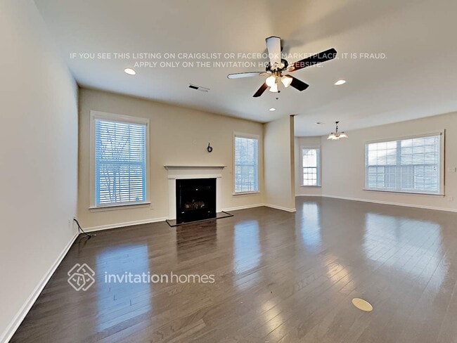 Photo - 10672 Sky Chase Ave NW