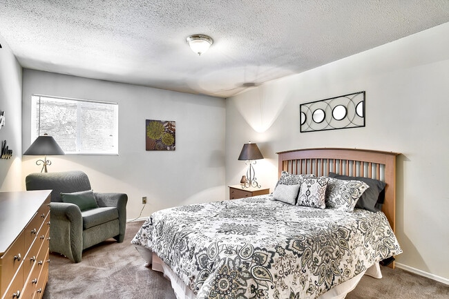 Pointe Model Bedroom - The Pointe