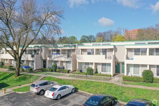 Walnut Hill Apartments 55+ Senior Apartments