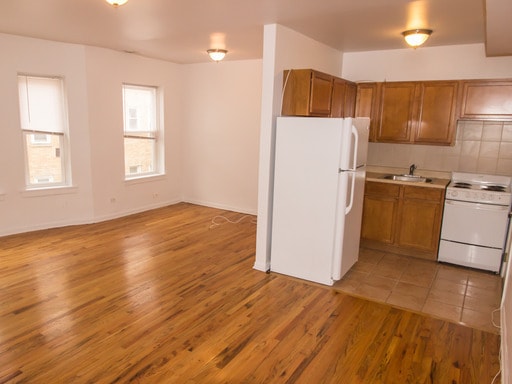 Photo - 4501-4515 N Malden St