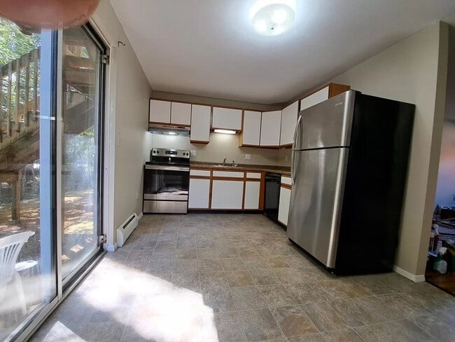 Photo - 64 Converseville Road RNB Unit 12