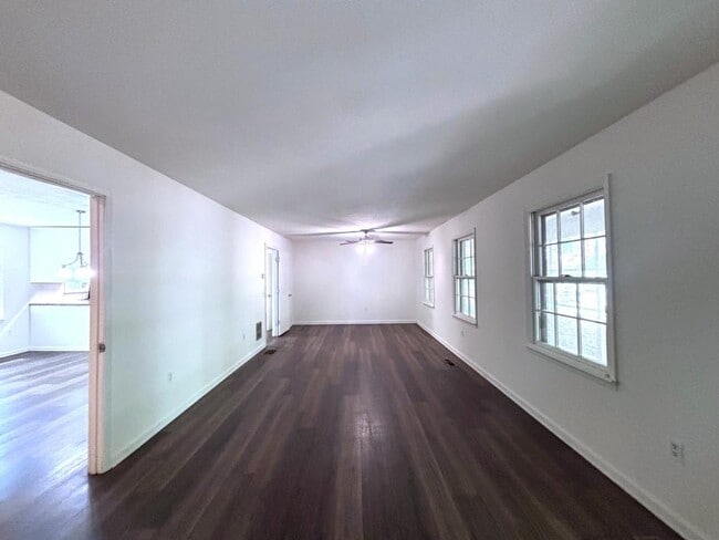 Photo - 3545 Gilleland Ext