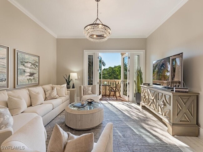 Building Photo - 627 6th Ave S Unit B-302