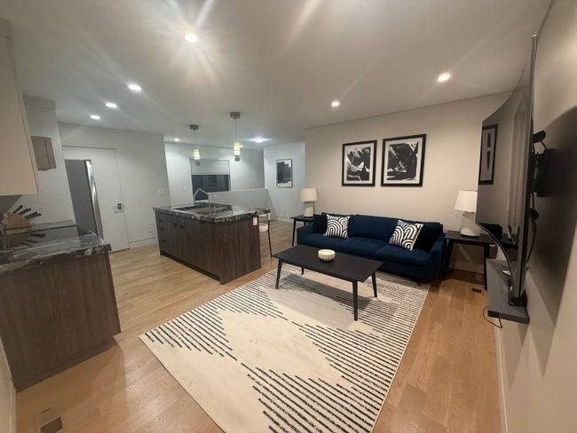 Photo - 1719 Irving St