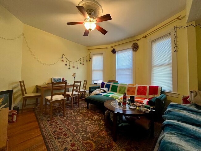 Photo - 83 Wensley St Unit 1