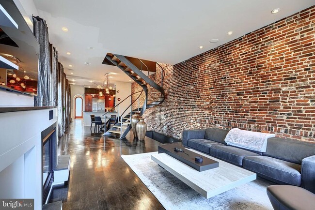 Photo - 1301 Hull St