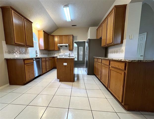 Photo - 511 Cameron Ln