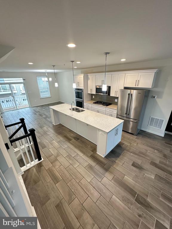 Photo - 5331 Greenwich Cir