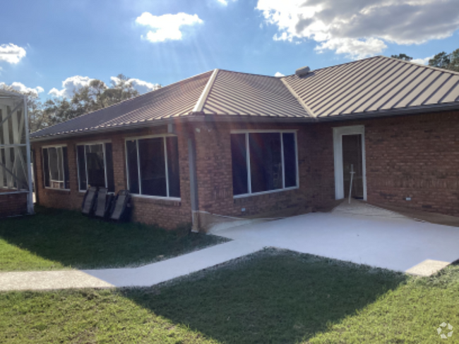 Building Photo - 3927 SW 89th Ave Rental