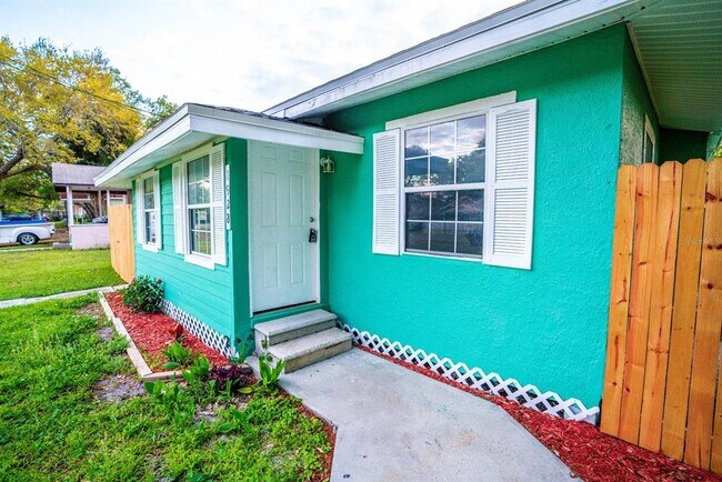 Photo - 1928 Macomber Ave