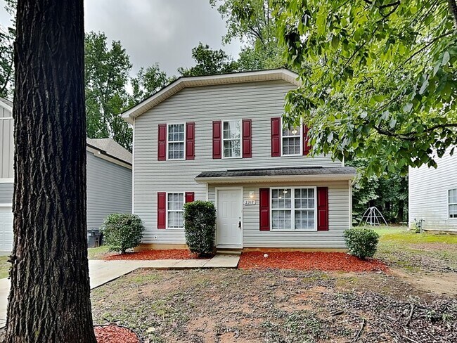 Photo - 2312 Juniper Dr House