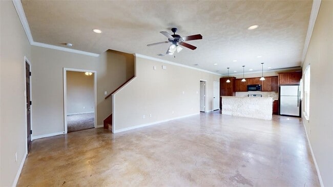 Photo - 3403 Cullen Trail