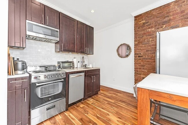 Photo - 100 Christopher St Unidad 4C