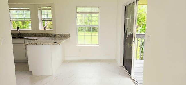 Photo - 11128 59th St N