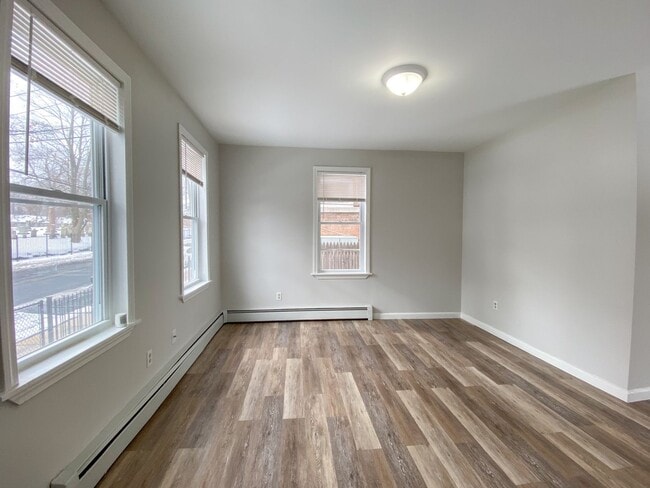 Photo - Gorgeous single-family home near Hartford Hospital