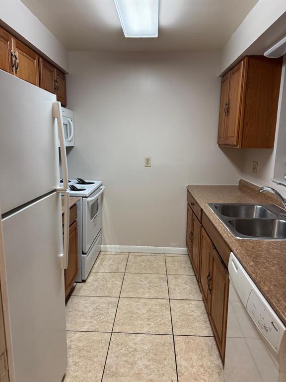 Photo - 2050 Oleander Blvd Unidad 4-203