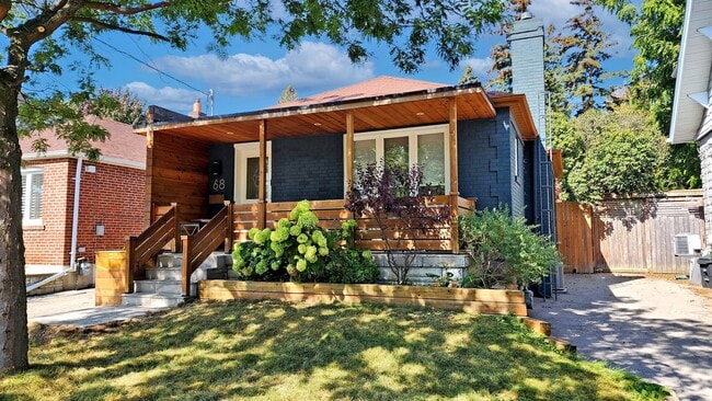 Photo - 68 Heman St Unité Main Suite