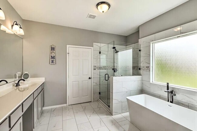 Photo - 4909 Sunflower St