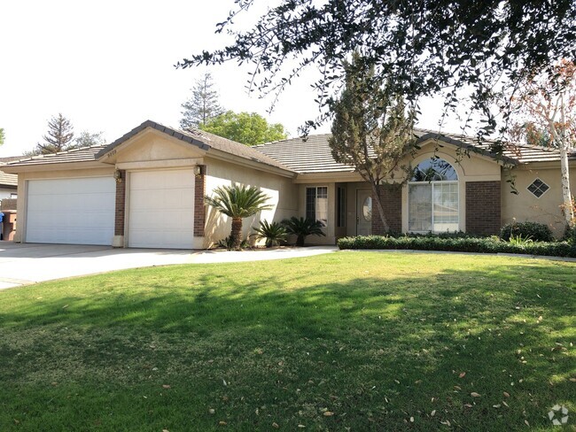 Building Photo - Northwest Bakersfield Rental