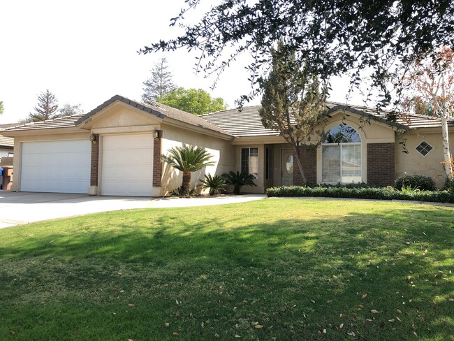 Northwest Bakersfield - Northwest Bakersfield House