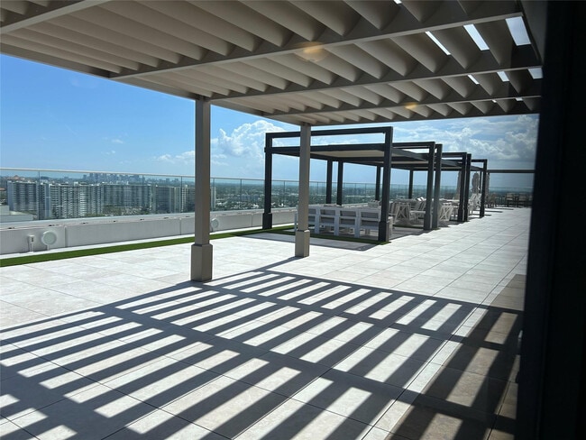 Photo - 4020 Galt Ocean Dr Unidad 301