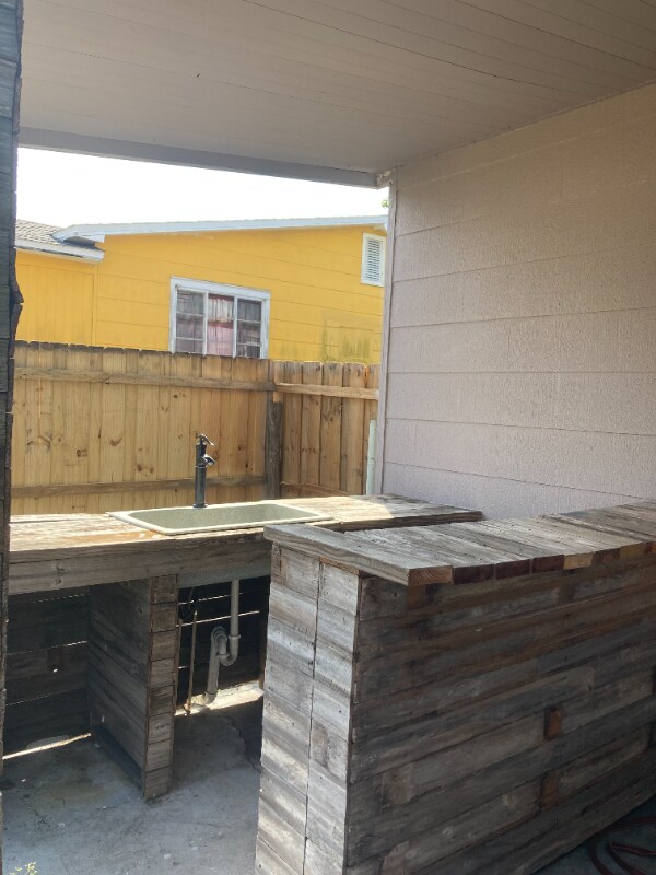 Photo - 3229 49th St N