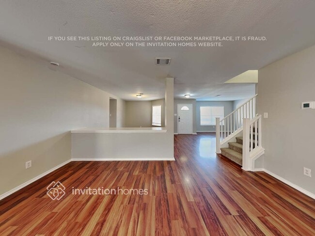 Photo - 1919 Carriage Club Dr