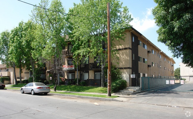 Columbus Apartments