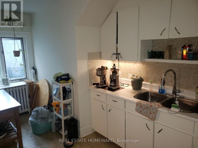 Photo - 435 Parkside Dr Unit 4