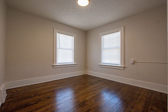 Photo - 3812 Dodge St