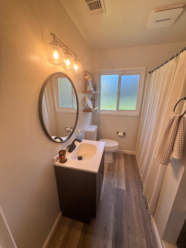 Photo - 1430 W Locust St