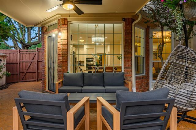 Photo - 3809 Branchwood Dr