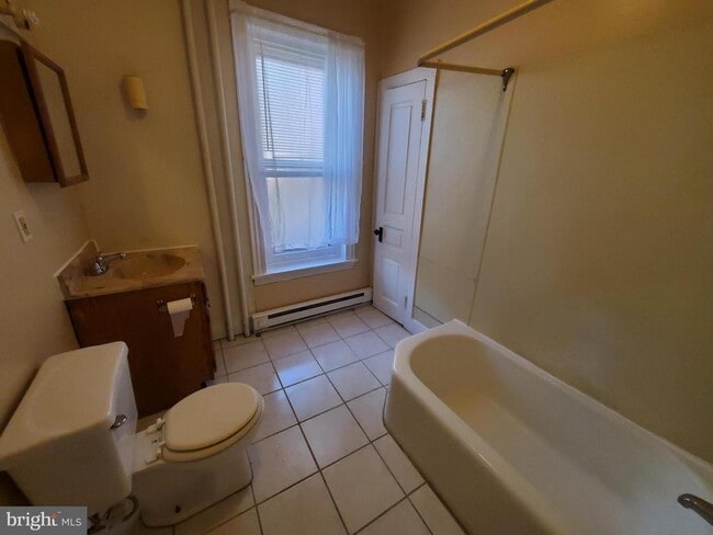 Photo - 638 N 2nd St