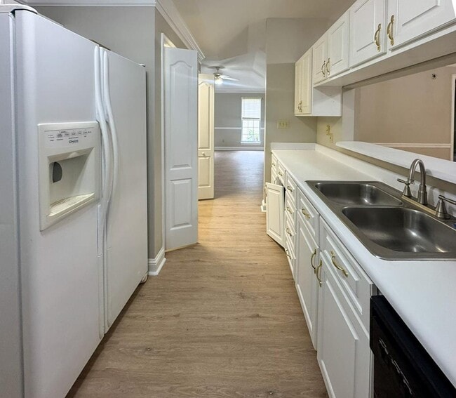 Photo - 230 Tall Timbers Rd