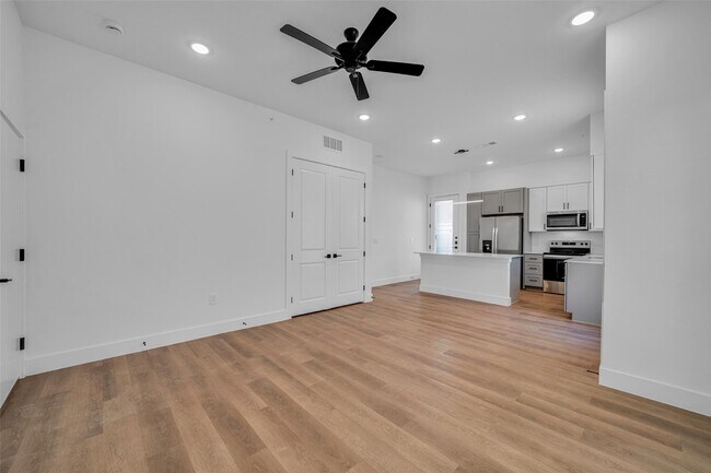 Photo - 1601 Mustang Dr