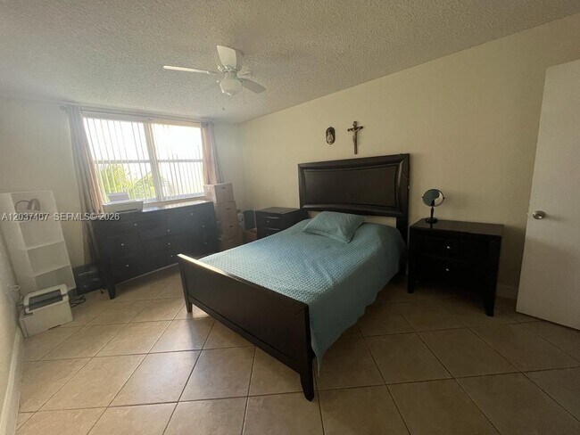 Photo - 8215 Lake Dr Unit 401