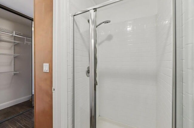 Photo - 1040 N Capitol Ave