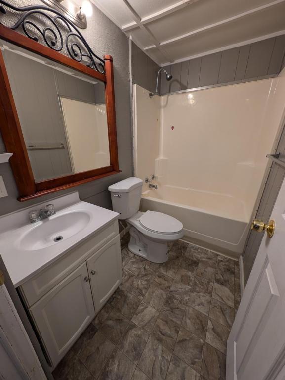 Photo - 720 Hamilton St