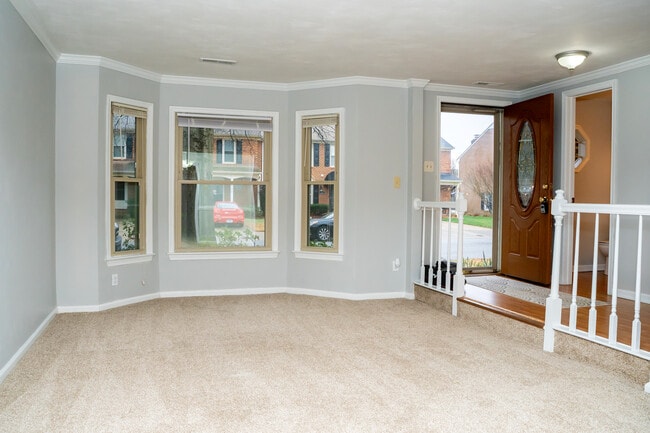 Photo - 1026 Tottenham Ln