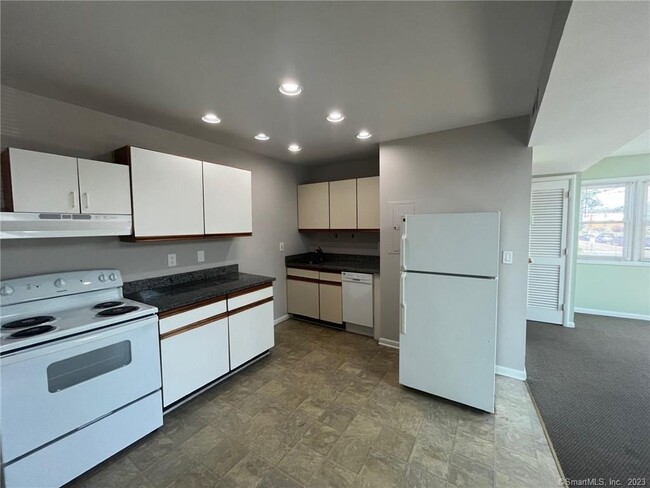 Photo - 558 Connecticut Ave Unit 4