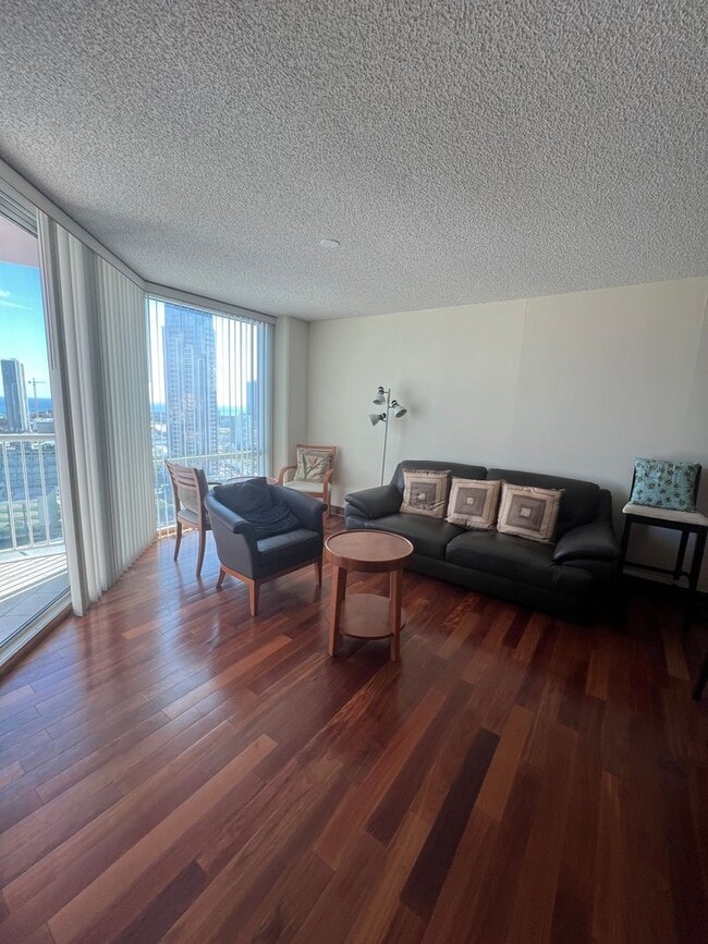 Building Photo - 247 Unit 1 Rental