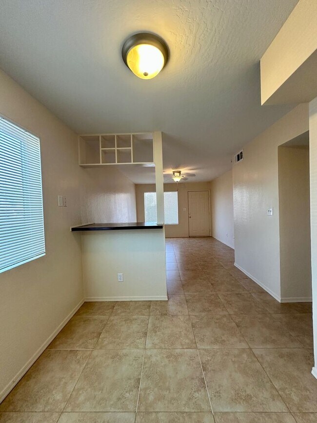 Photo - 43 W Inglewood St Unidad 43 W Inglewood St #1