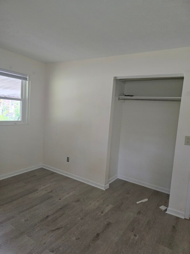 Photo - 941 Wittenberg Dr Unit B