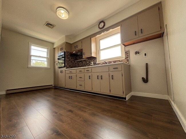 Photo - 115 Van Riper Ave